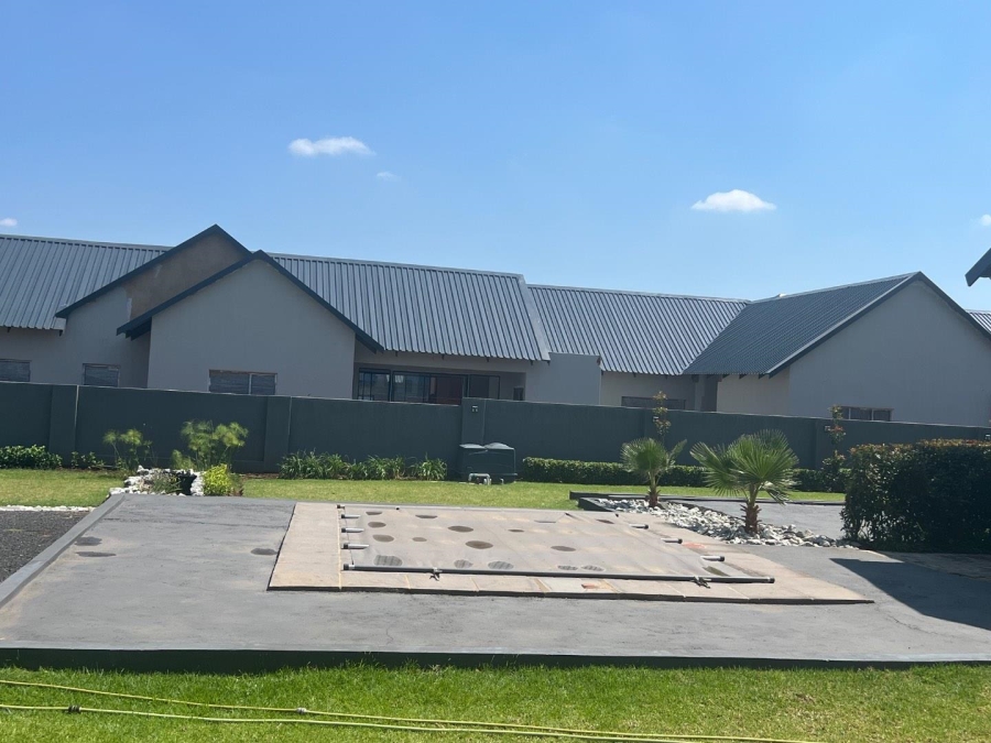 4 Bedroom Property for Sale in La Camargue Private Country Estate North West